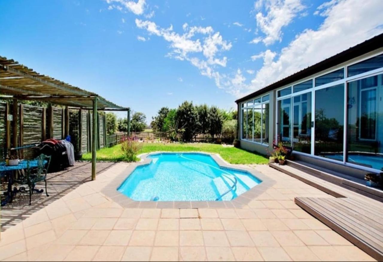 Hotel Golfer'S Retreat à Langebaan Extérieur photo