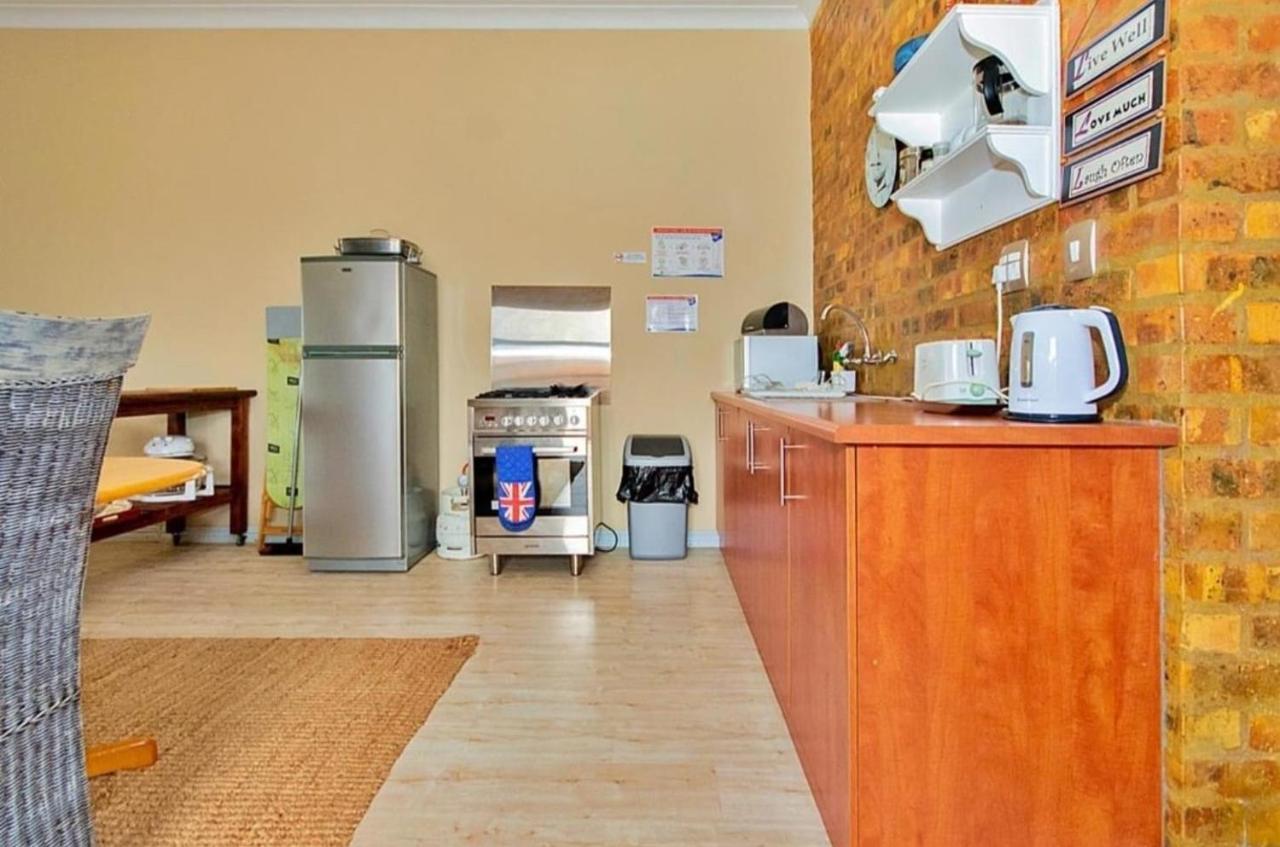 Hotel Golfer'S Retreat à Langebaan Extérieur photo